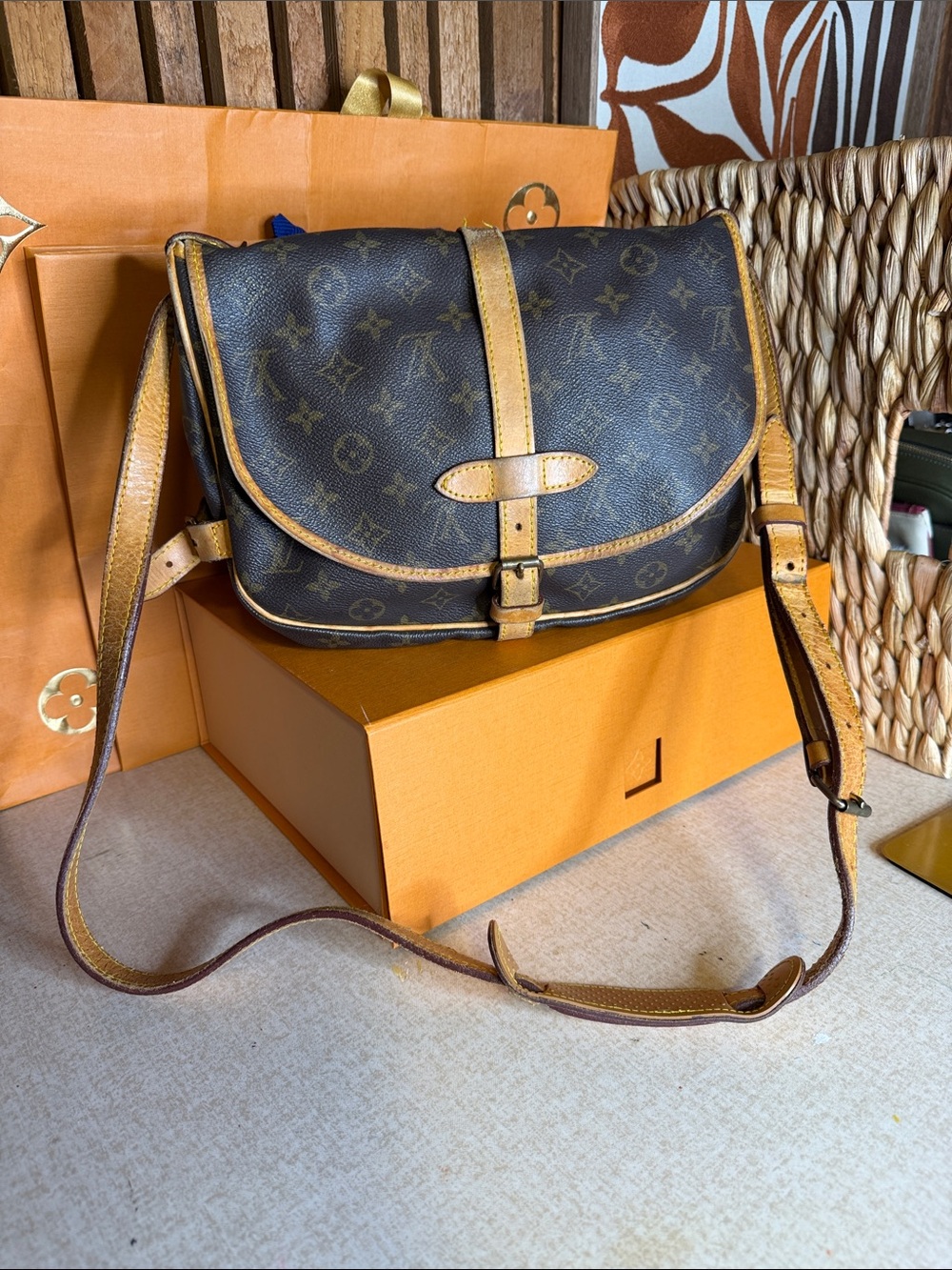 Louis Vuitton Saumur
